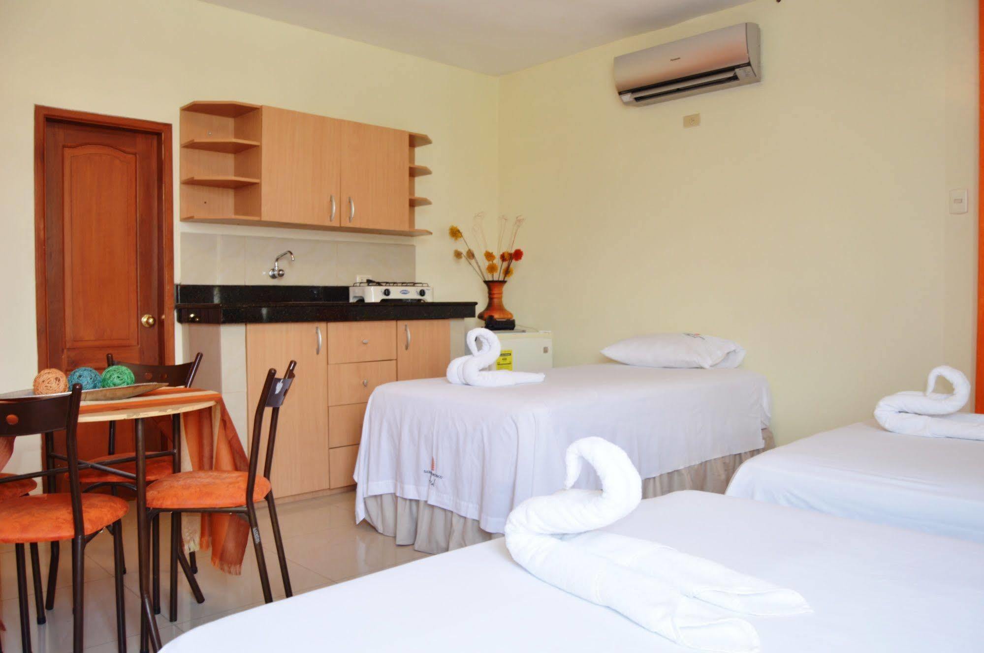 San Francisco Apart Hotel Guayaquil Exteriör bild